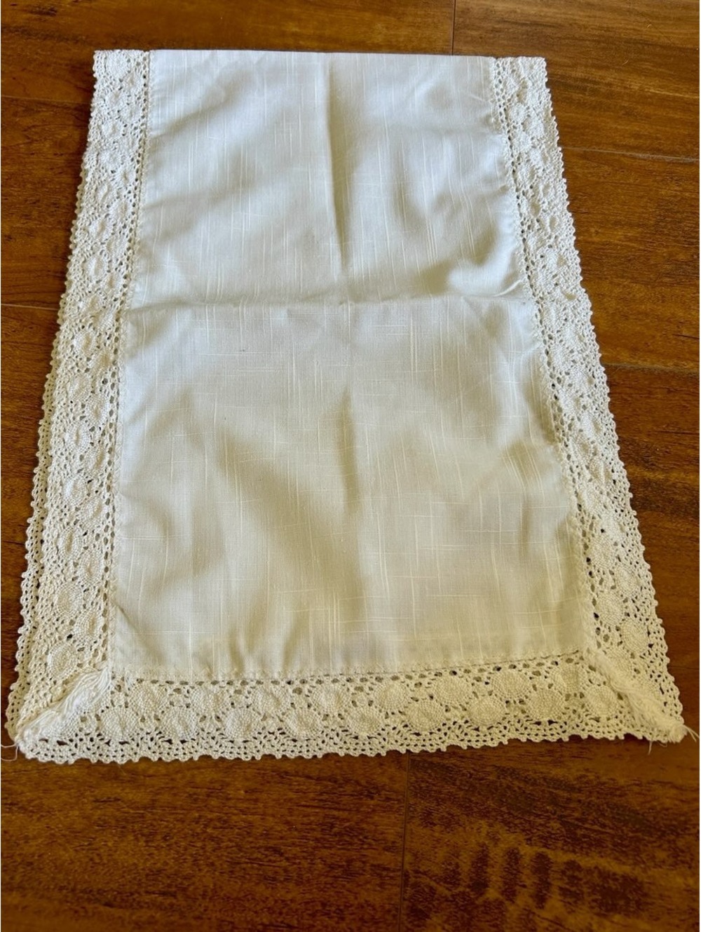 Vintage White Linen Table Runner with Crocheted Lace Edging
